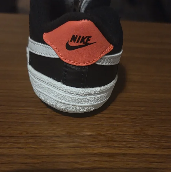 Kids Black and White Nike Shoes - Picture 3 of 5